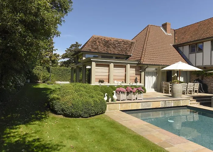 Sans Soucis Bed & Breakfast 4*